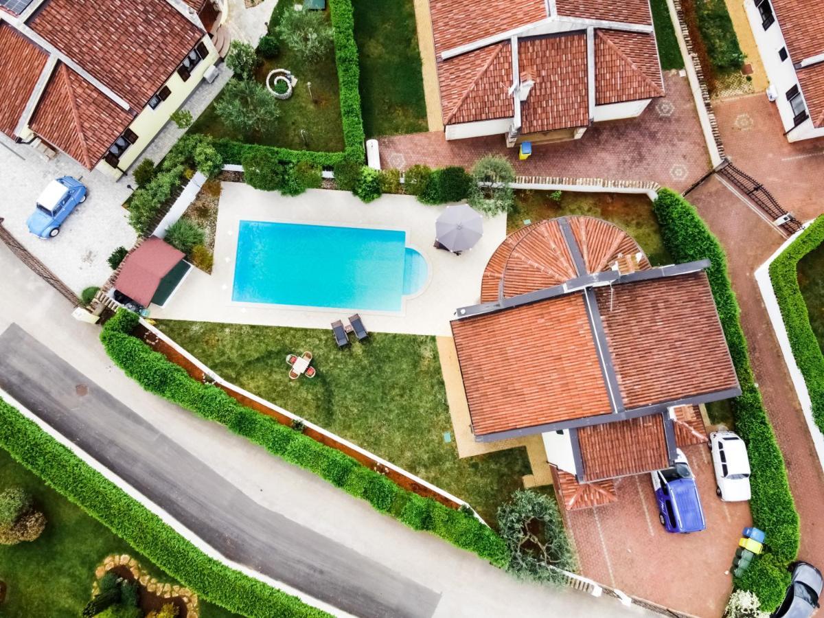 Sophie Villa